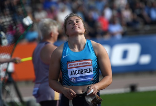 Koch Jacobsen sejrer i Kuortane: 73.51 meter